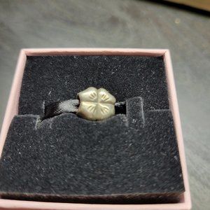 Authentic PANDORA Sterling Silver 925 Four Leaf Clover Good Luck Charm